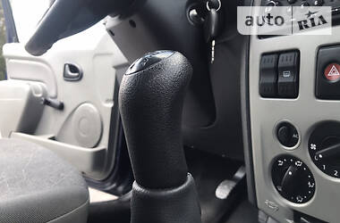 Універсал Dacia Logan MCV 2012 в 