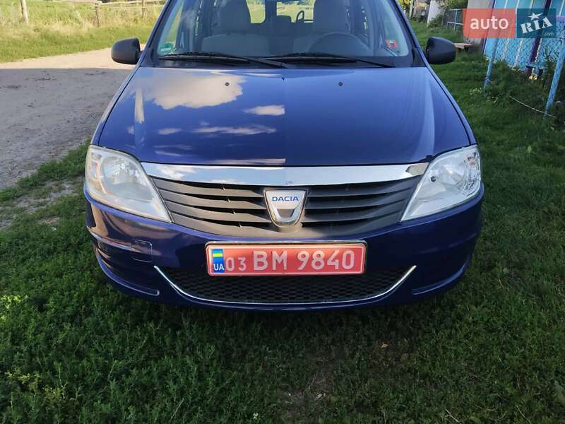 Универсал Dacia Logan MCV 2009 в Глухове