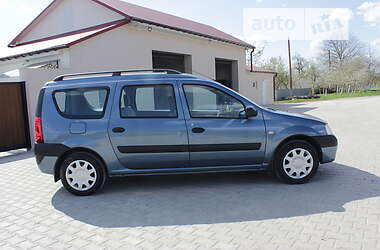 Минивэн Dacia Logan MCV 2008 в 