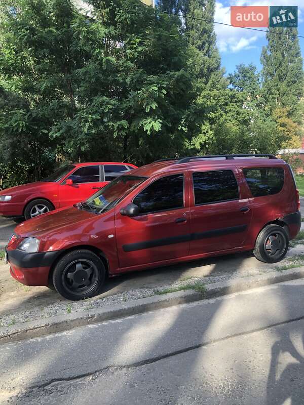 Универсал Dacia Logan MCV 2007 в Киеве