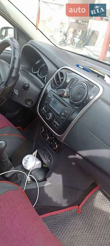 Универсал Dacia Logan MCV 2016 в Сумах