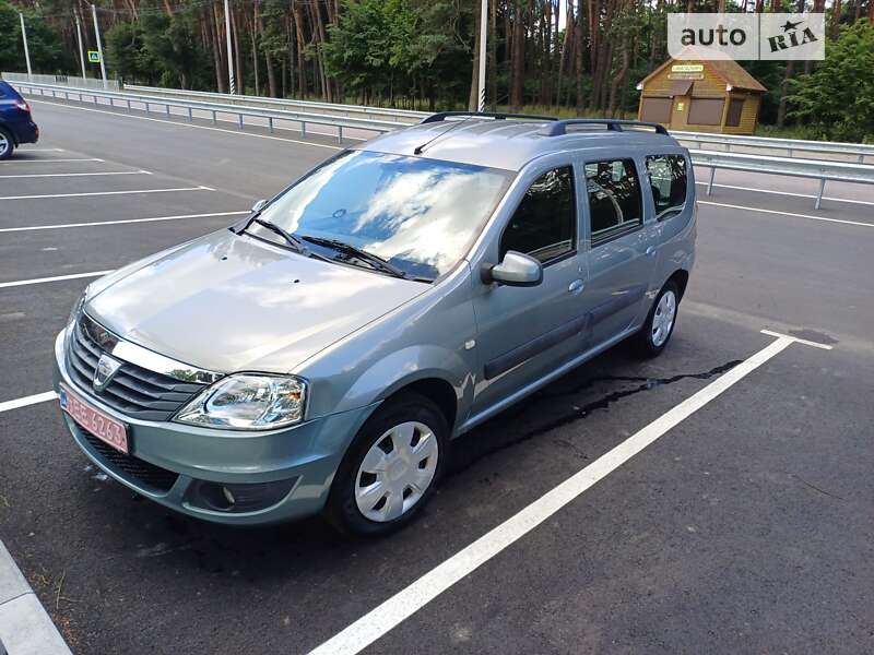 Универсал Dacia Logan MCV 2010 в Дубно