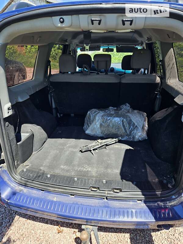 Универсал Dacia Logan MCV 2009 в Житомире фото 7 Универсал Dacia Logan MCV 2009 в Житомире