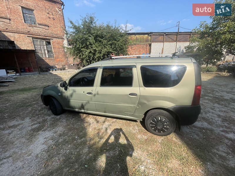 Універсал Dacia Logan MCV 2008 в Харкові