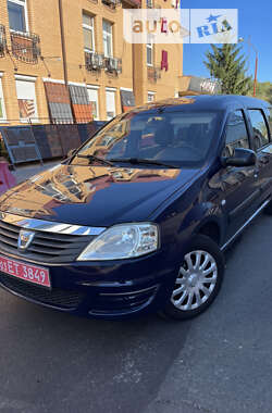 Универсал Dacia Logan MCV 2012 в Киеве