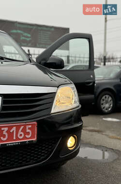 Универсал Dacia Logan MCV 2009 в Чернигове