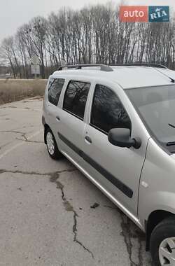 Універсал Dacia Logan MCV 2008 в Зіньківі