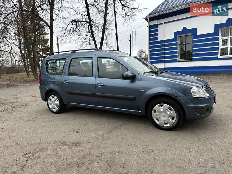 Универсал Dacia Logan MCV 2009 в Сумах
