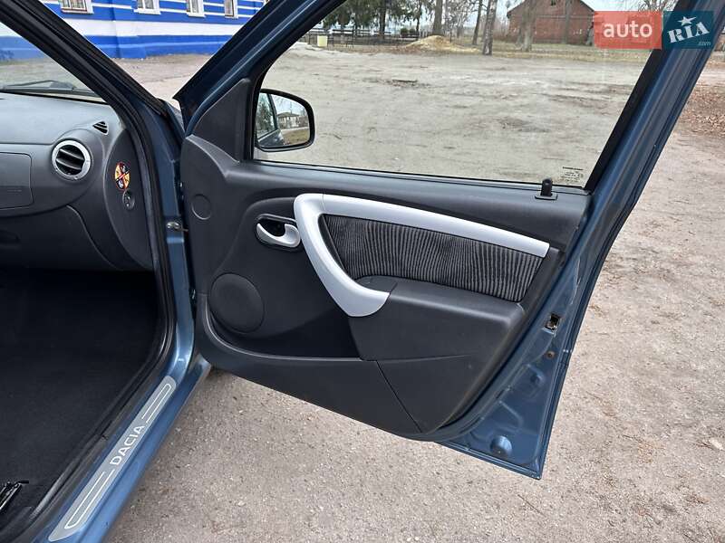 Универсал Dacia Logan MCV 2009 в Сумах