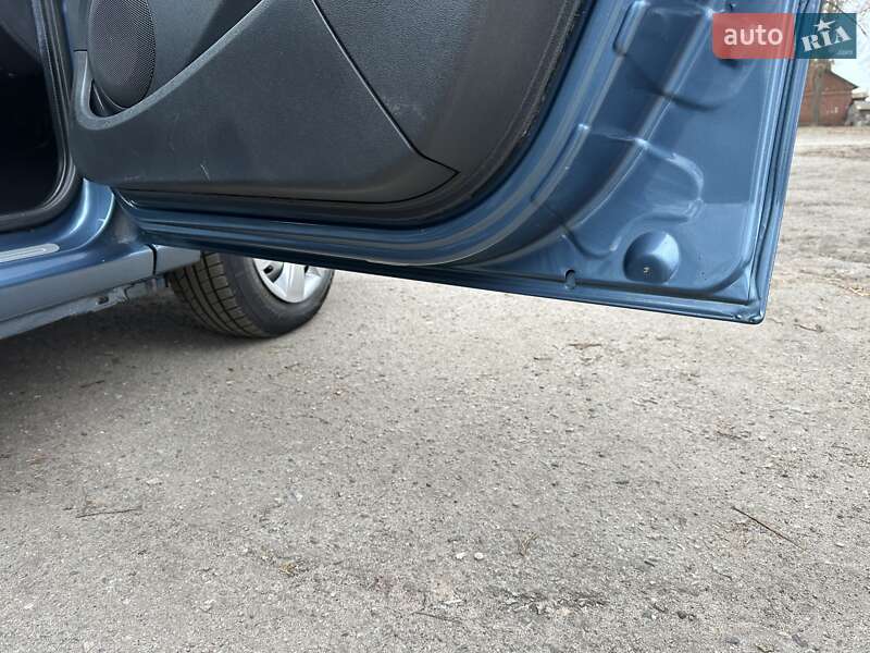 Универсал Dacia Logan MCV 2009 в Сумах
