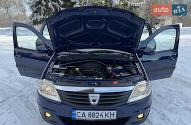 Универсал Dacia Logan MCV 2009 в Умани