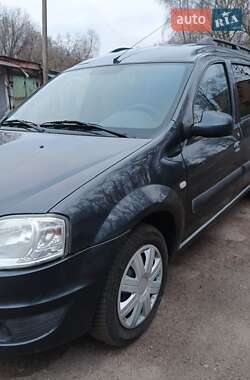 Универсал Dacia Logan MCV 2009 в Чернигове