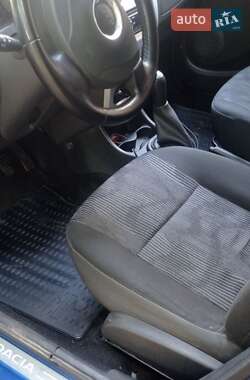 Универсал Dacia Logan MCV 2010 в 