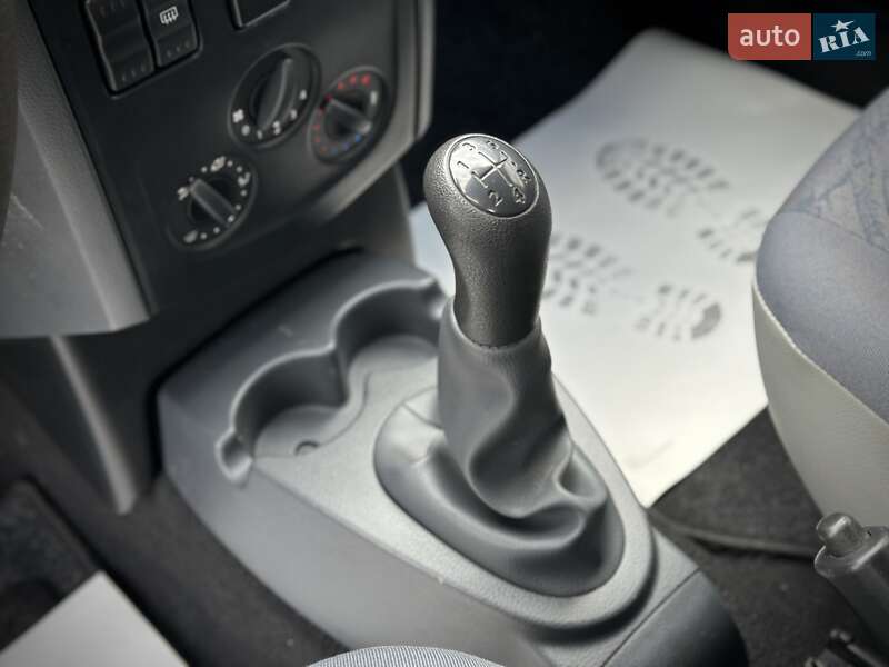 Универсал Dacia Logan MCV 2009 в Сумах