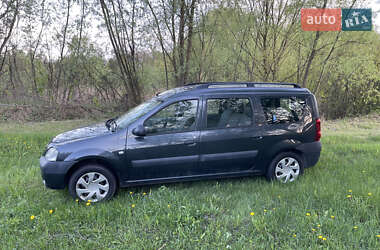 Универсал Dacia Logan MCV 2009 в 