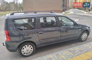 Универсал Dacia Logan MCV 2010 в 