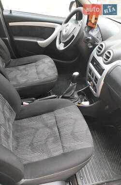 Универсал Dacia Logan MCV 2010 в 