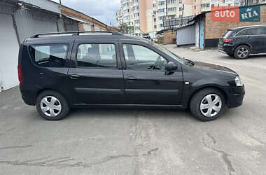 Универсал Dacia Logan MCV 2009 в 