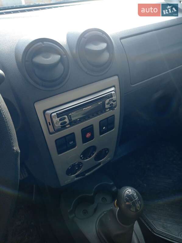 Универсал Dacia Logan MCV 2010 в Конотопе