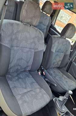 Универсал Dacia Logan MCV 2009 в 