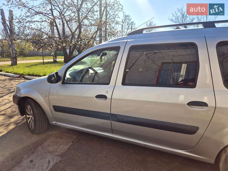 Универсал Dacia Logan MCV 2008 в Черкассах