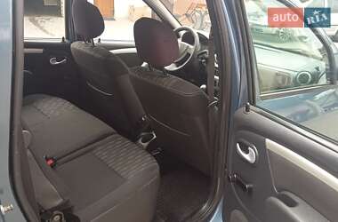 Универсал Dacia Logan MCV 2012 в 