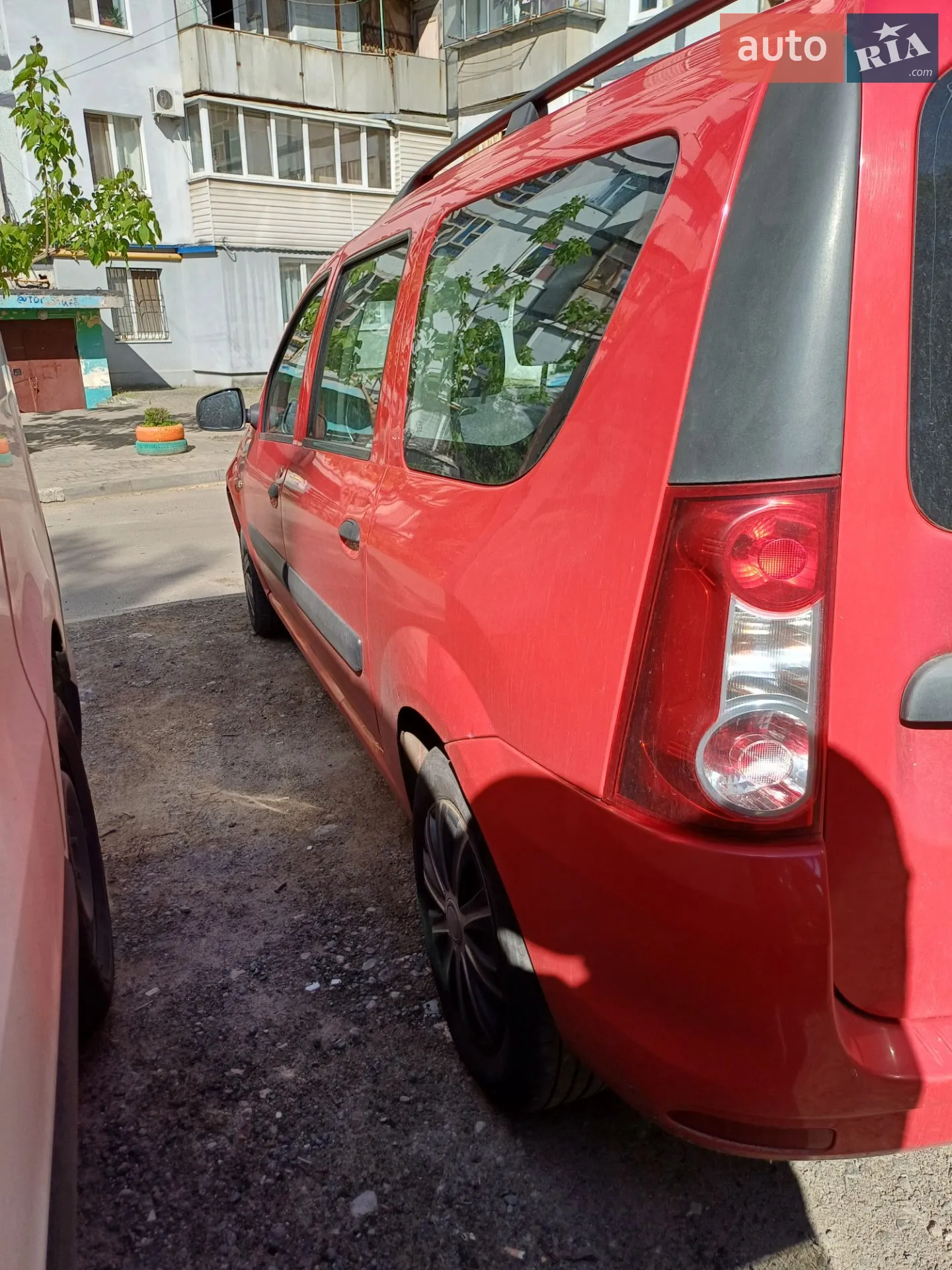 2011 Dacia Logan - мініатюра 8