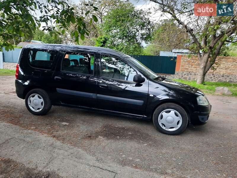 Универсал Dacia Logan MCV 2010 в Полтаве