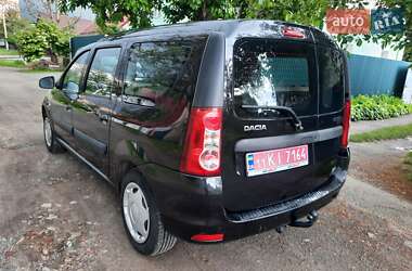 Универсал Dacia Logan MCV 2010 в 