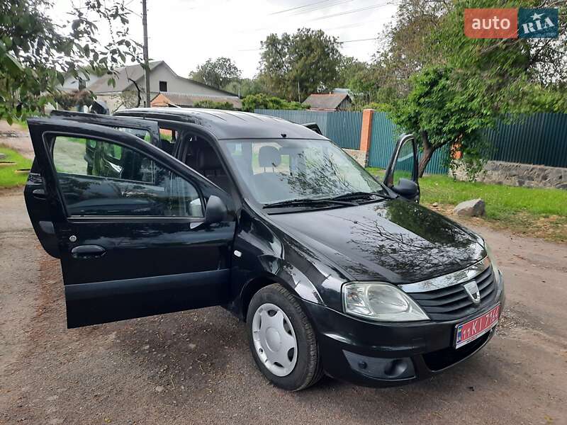 Универсал Dacia Logan MCV 2010 в Полтаве