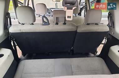 Универсал Dacia Logan MCV 2010 в 