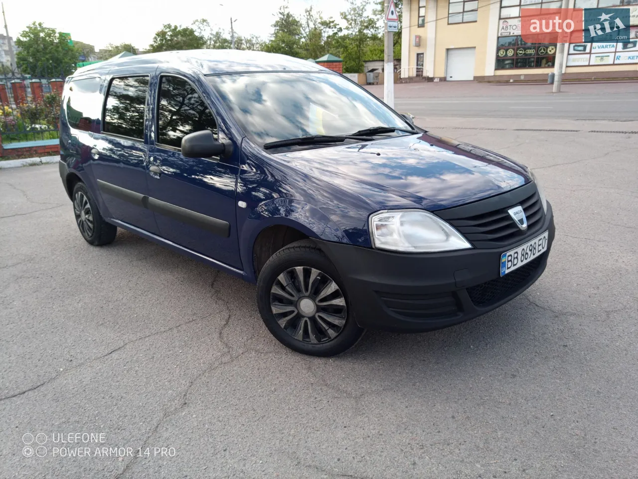 2010 Dacia Logan - мініатюра 14