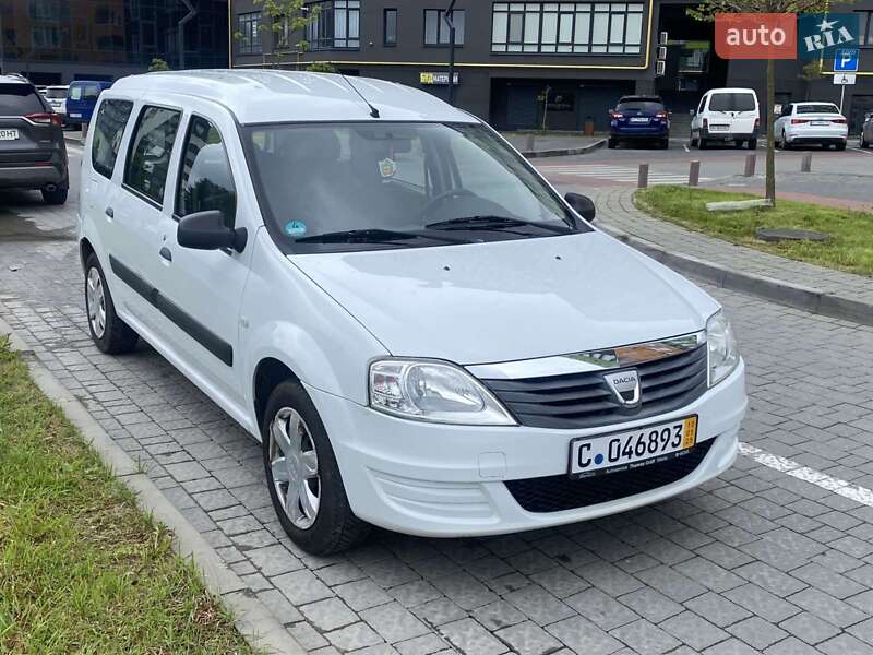 Універсал Dacia Logan MCV 2009 в Івано-Франківську