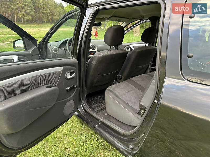 Універсал Dacia Logan MCV 2010 в Сумах