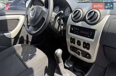 Универсал Dacia Logan MCV 2011 в 