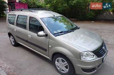 Універсал Dacia Logan MCV 2010 в 
