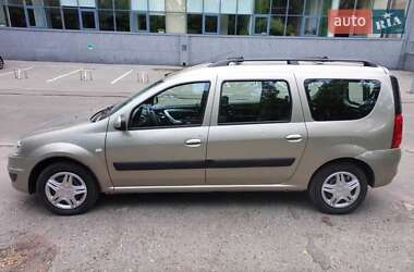 Універсал Dacia Logan MCV 2010 в 