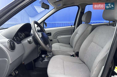 Универсал Dacia Logan MCV 2009 в 