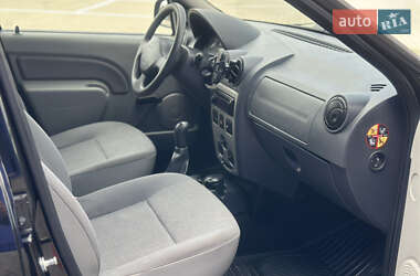 Универсал Dacia Logan MCV 2009 в 