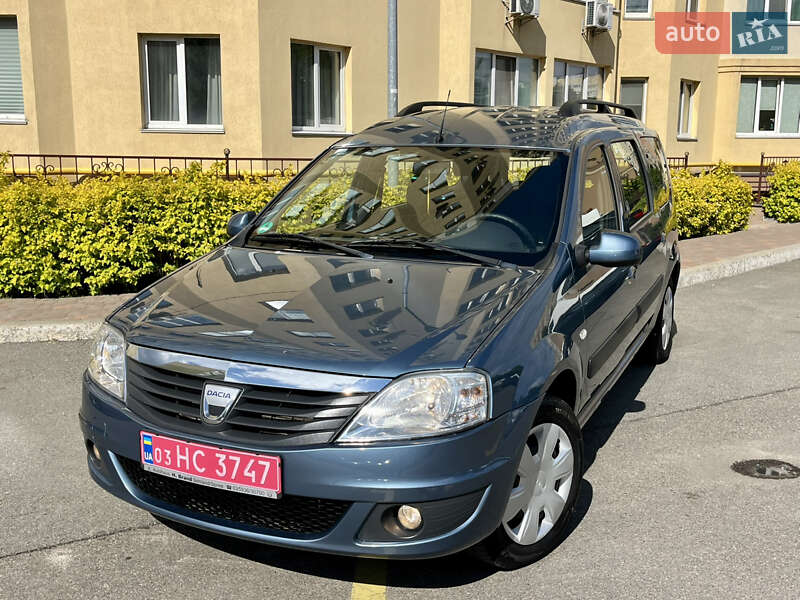 Универсал Dacia Logan MCV 2009 в Киеве