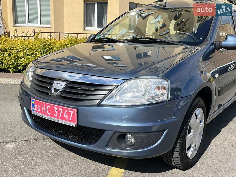 Универсал Dacia Logan MCV 2009 в Киеве