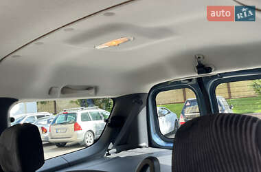 Універсал Dacia Logan MCV 2009 в 