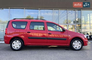 Универсал Dacia Logan MCV 2009 в 
