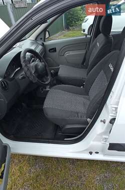 Универсал Dacia Logan MCV 2011 в 