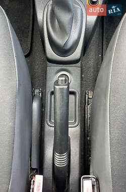 Универсал Dacia Logan MCV 2010 в 