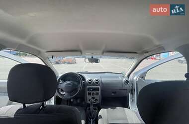 Универсал Dacia Logan MCV 2010 в 