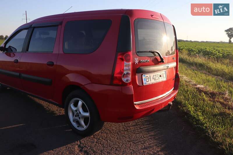 Универсал Dacia Logan MCV 2009 в Сенче