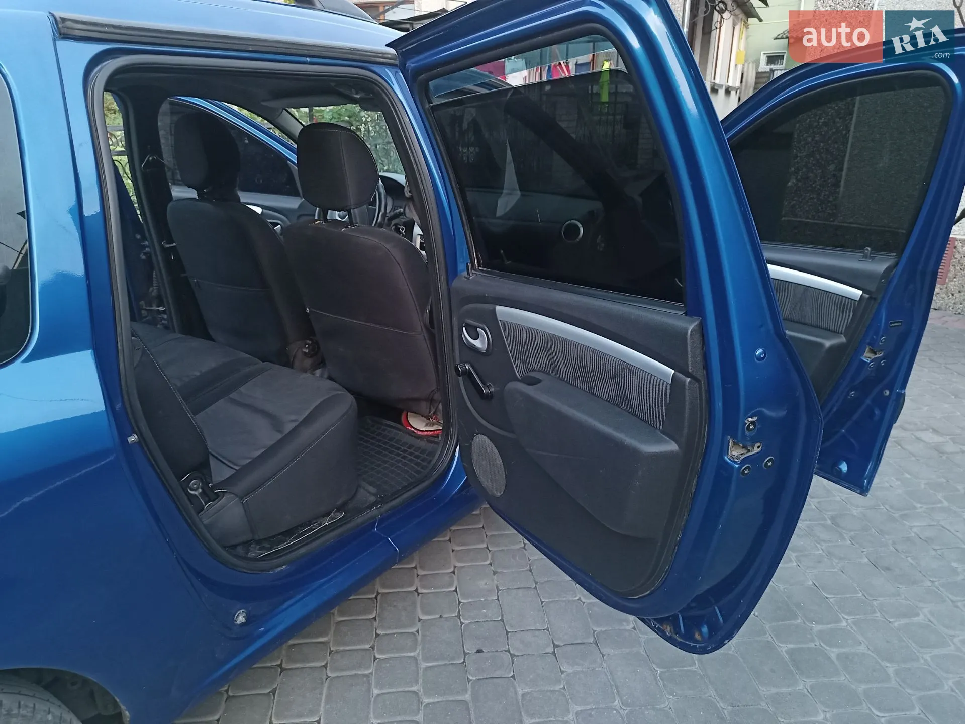 2011 Dacia Logan - мініатюра 3
