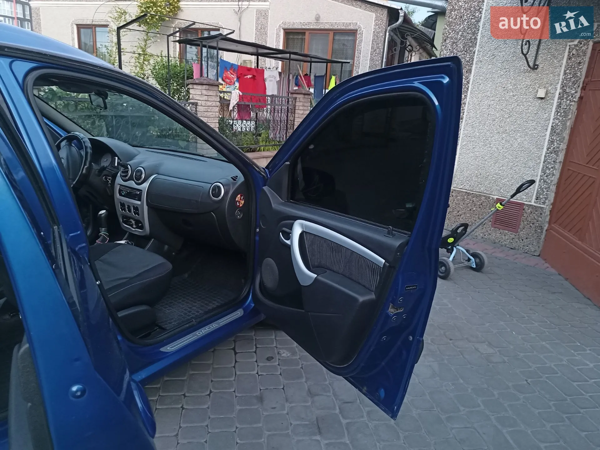 2011 Dacia Logan - мініатюра 2