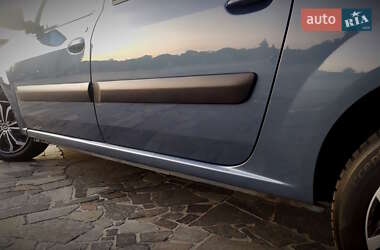 Универсал Dacia Logan MCV 2011 в 